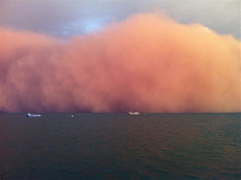 Captan Espeluznante Tormenta De Polvo En Onslow Australia Fotos Video