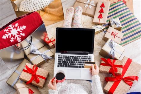 This site is a free online resource that strives to offer helpful content and comparison features to its visitors. Best Shopping Websites for Gift Buying