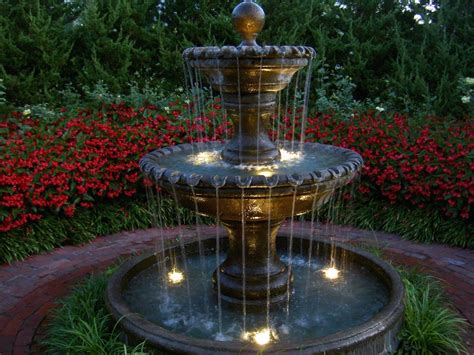 Reservoir vs automatic water fountains. 4 Great Outdoor Fountains Tips for Gardens - The Trent