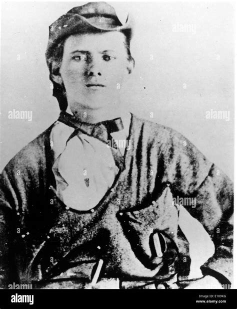 Portrait Of American Outlaw Gang Leader Jesse James Stock Photo Alamy