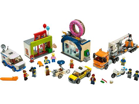 Lego City Summer 2019 60233 Donut Shop Opening 2 The Brothers Brick