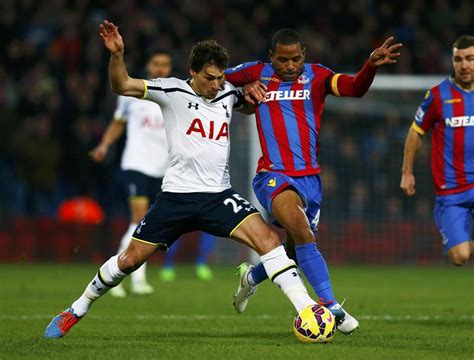 Benjamin stambouli (born 13 august 1990) is a french professional footballer who plays as a defender and midfielder for bundesliga club schalke 04. Benjamin Stambouli "pleasantly surprised" by Tottenham ...