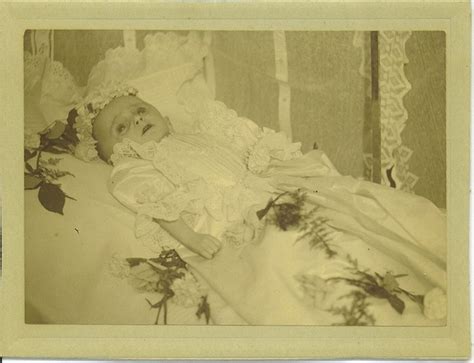 The Most Weird Tradition Of Victorian Era Post Mortem Photography