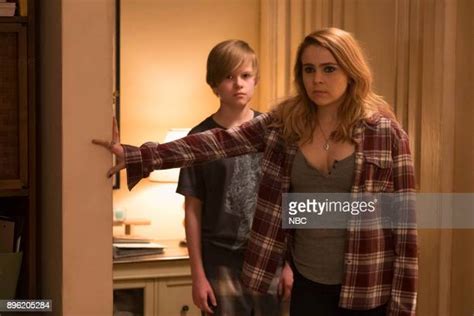 Girls Season 1 Photos And Premium High Res Pictures Getty Images