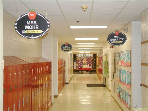 Welcoming School Hallway Signs These Are Double Sided And Magnetic So They Are Easy To Update