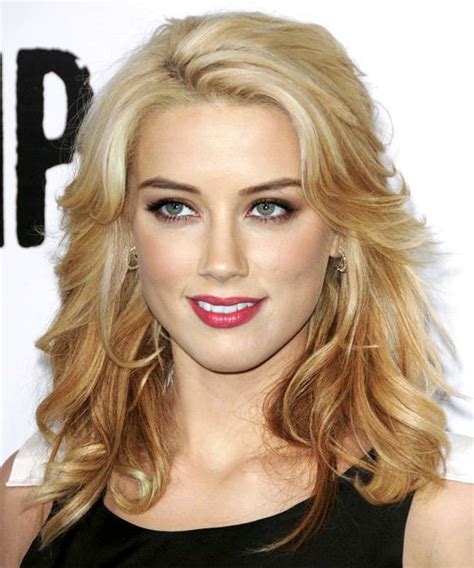 Love How Beautiful Amber Heard Looks With A Bold Red Lip And He Soft