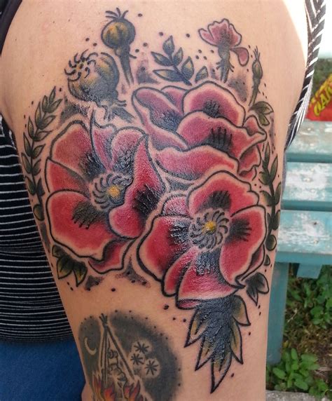 Traditional Poppies Done By Pugsley Dark Side Tattoo In Jacksonville