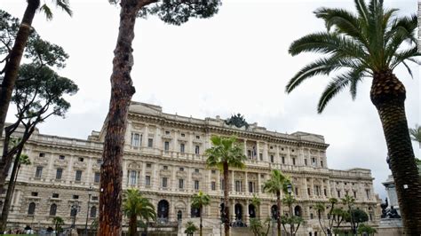 Italys Supreme Court Rules Public Masturbation Not A Crime Cnn