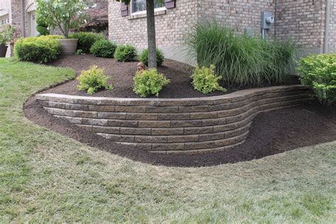 Stunning Front Yard Landscaping Ideas 41 Landscaping Retaining