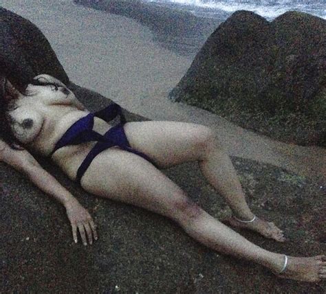 Indian Desi Aunty Milf Hot Wife Swinger Cuckold At Beach Pics
