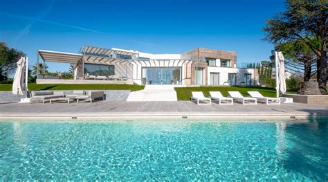 Contemporary Luxury House In Cannes Cote Dazur France For Sale