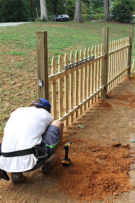 Check spelling or type a new query. How to Build a Picket Fence - Ashley Hackshaw / Lil Blue Boo