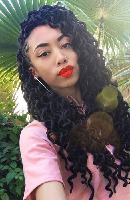 They can be worn short and vertical or long and loose. 25 Cool Dreadlock Hairstyles for Women in 2020 - The Trend Spotter
