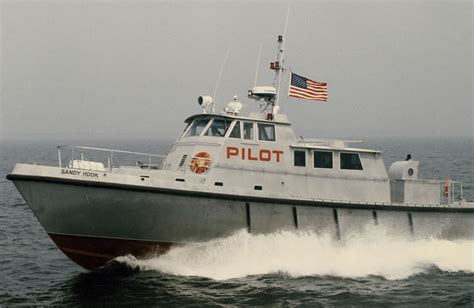 Ray Hunt Design Commercial Pilot Boats