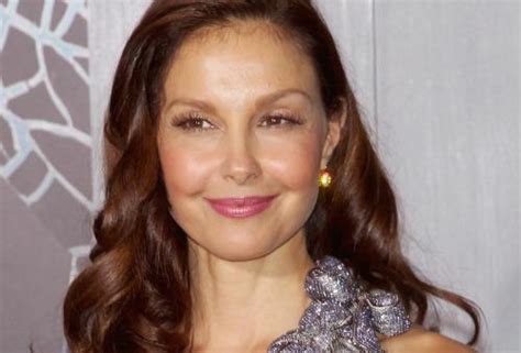 Ashley Judd Pressing Charges Over Sex Threats On Twitter