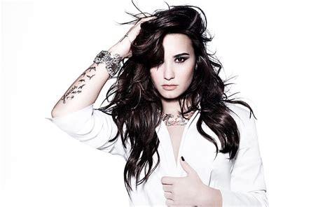 Demi Lovato Celebrity Singer Tattoo Actress Author Hd Wallpaper Peakpx