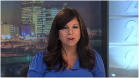 Tv Anchor Fumbles On Live Tv After Experiencing Signs Of Stroke Video