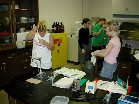 Monmouth College Biology Department Career Paths