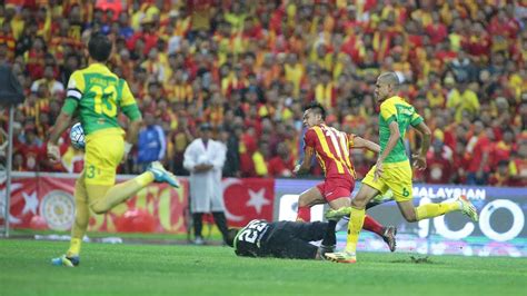 Bekas juara piala malaysia 2014 iaitu pahang sudah pastinya mahu membawa pulang satu piala musim ini selepas. PIALA MALAYSIA 2015 FINAL | SELANGOR VS KEDAH | ALL GOAL ...