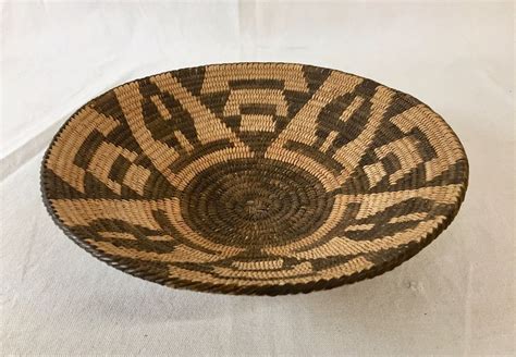 Native American Vintage Pima Basket Ca 1920s 40s Etsy In 2021