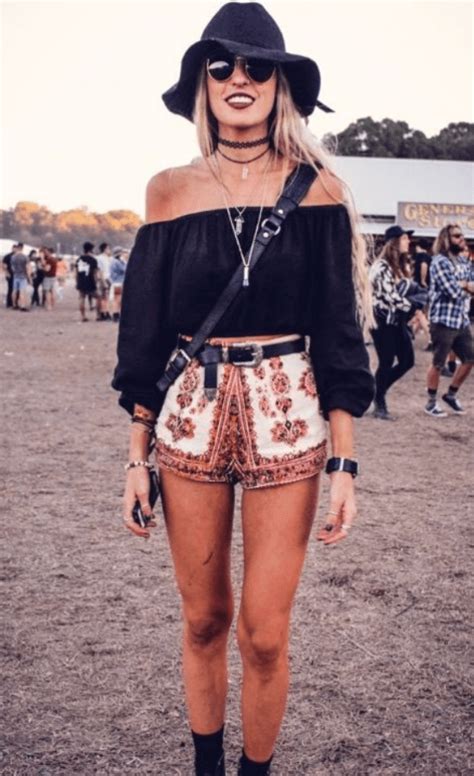 10 Festival Outfit Ideas That You Can Rock At Any Music Festival