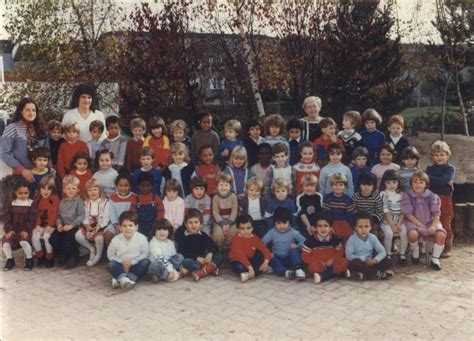 Photo de classe Maternelle de 1984, ECOLE LA PRAIRIE  Copains d'avant