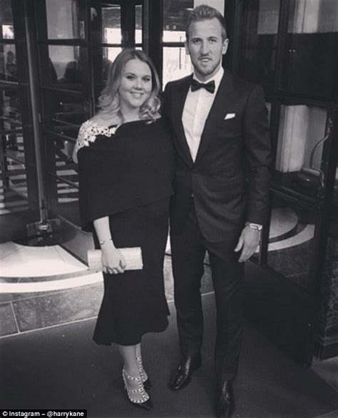 You know i'm not one to cry too easily but i found. Harry Kane heads to charity do with pregnant girlfriend ...