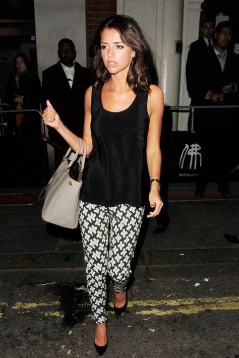 Towies Lucy Mecklenburgh Goes Solo On Night Out Metro News