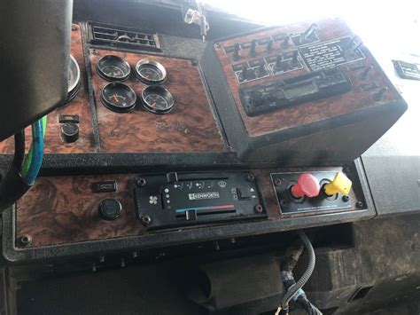 Kenworth T600 Dash Assembly In Spencer Ia 24887996