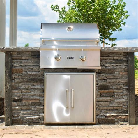 An outdoor kitchen island is an exquisite focal point and a smart storage solution. Coyote Ready-To-Assemble 5 Ft Outdoor Kitchen Island With ...