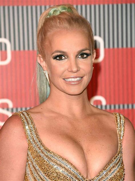 Britney Spears Confirms She S Working Hard On A New Album