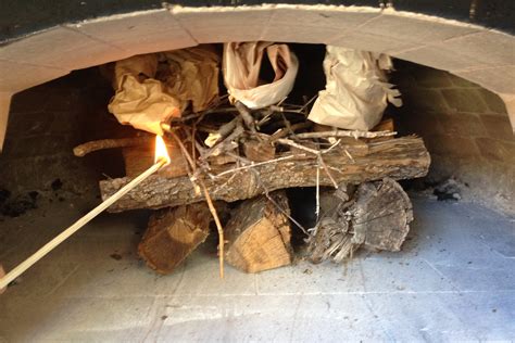 Texas Oven Co How To Build A Fire In A Wood Burning Oven