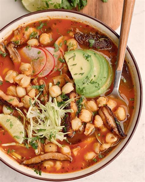 A slow cooker can can take your comfort food to the next level. Alexa Soto (@alexafuelednaturally) • Instagram photos and videos in 2020 | Pozole, Mexican ...