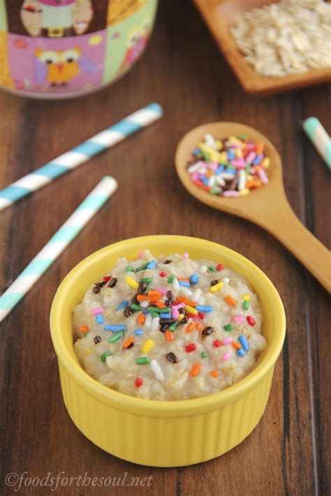 The (possible) weight loss benefits of eating oatmeal. Skinny Funfetti Cake Batter Oatmeal | Amy's Healthy Baking