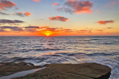 Sunset Cliffs National Park In San Diego A Famous Coastline With