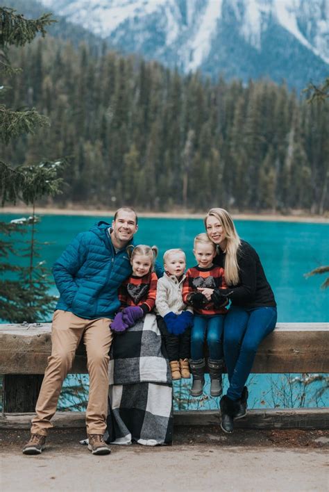 Emerald Lake Family Photos | Vacation photos at Emerald Lake Lodge