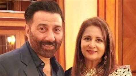 poonam dhillon reunites with sohni mahewal co star sunny deol at karan s wedding bollywood