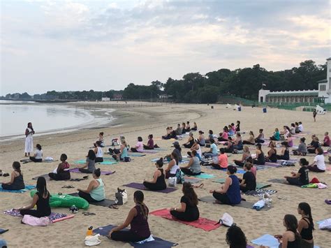 2020 Sunset Yoga In The Parks Series Set For 3 Locations New Rochelle