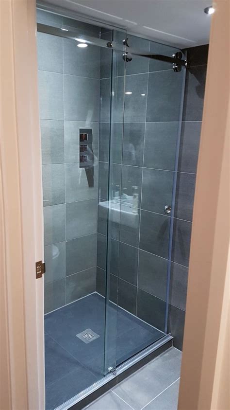 frameless low height 1800mm sliding shower enclosure installed in maidenhead shower