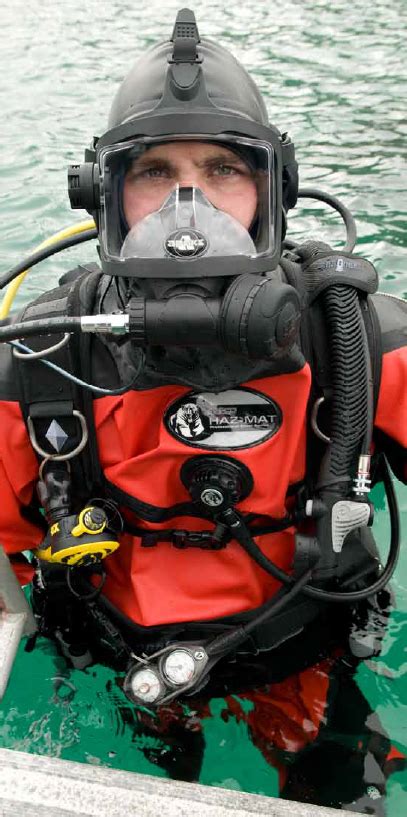 Aqua Lung Public Safety Diver Photo Aqua Lung Scuba Diving Tank