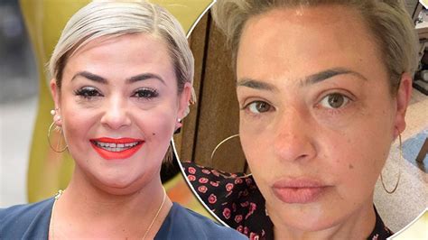 Lisa Armstrong Radiates Confidence In Stunning Make Up Free Selfie Mirror Online