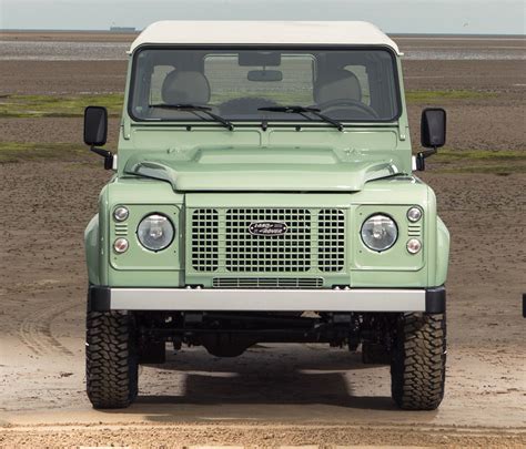 2015 Land Rover Defender Heritage Edition Top Speed