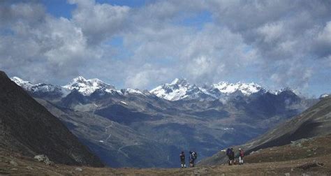 Die zwillingsbrüder alban und attila scheiber hatten das motorradmuseum aufgebaut. Timmelsjoch | Foto