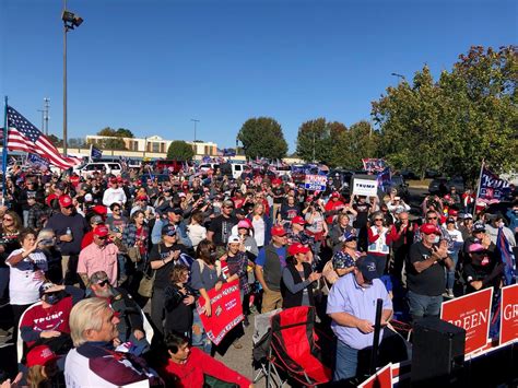 Large Crowd Gathers For Trump Rally In Nashville Wztv
