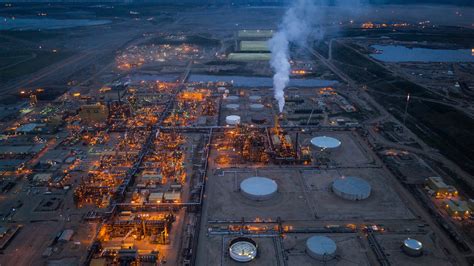 Oil Sands Boom Dries Up In Alberta Taking Thousands Of Jobs With It