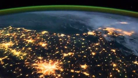 Time Lapse Footage From Iss Gives Spectacular Aerial View Of Earth At