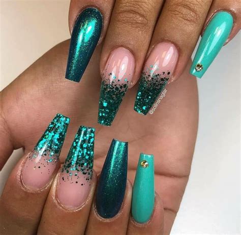 23 Green And White Ombre Nails References Jollyjosbridal Cloud