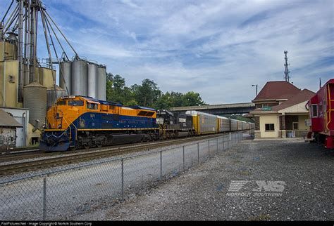 Railpicturesnet Photo 1071 Norfolk Southern Emd Sd70ace At Danville