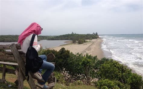 Pantai air manis, padang foto: 28+ Pemandangan Pantai Padang - Foto Pemandangan HD