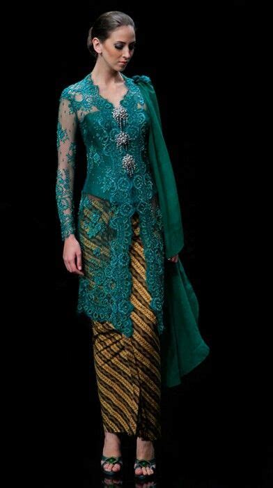 a traditional blouse dress combination that originates from indonesia batik fashion kebaya